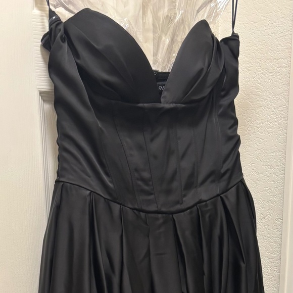 Bridgette Satin Maxi Dress - Black - Picture 4 of 7